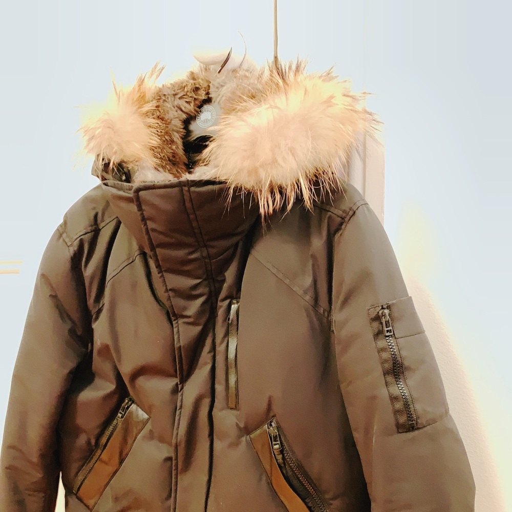 Eli Tahari Down Bomber with real fur Hood.